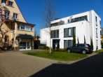 P1010417 - Moderne Immobilie mit 2 Wohnungen und einer Praxiseinheit