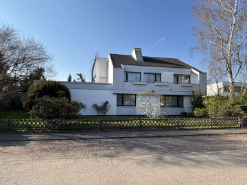 Äußerst solides, freistehendes Einfamilienhaus in gesuchter Lage in Keldenich, 50389 Wesseling, Haus