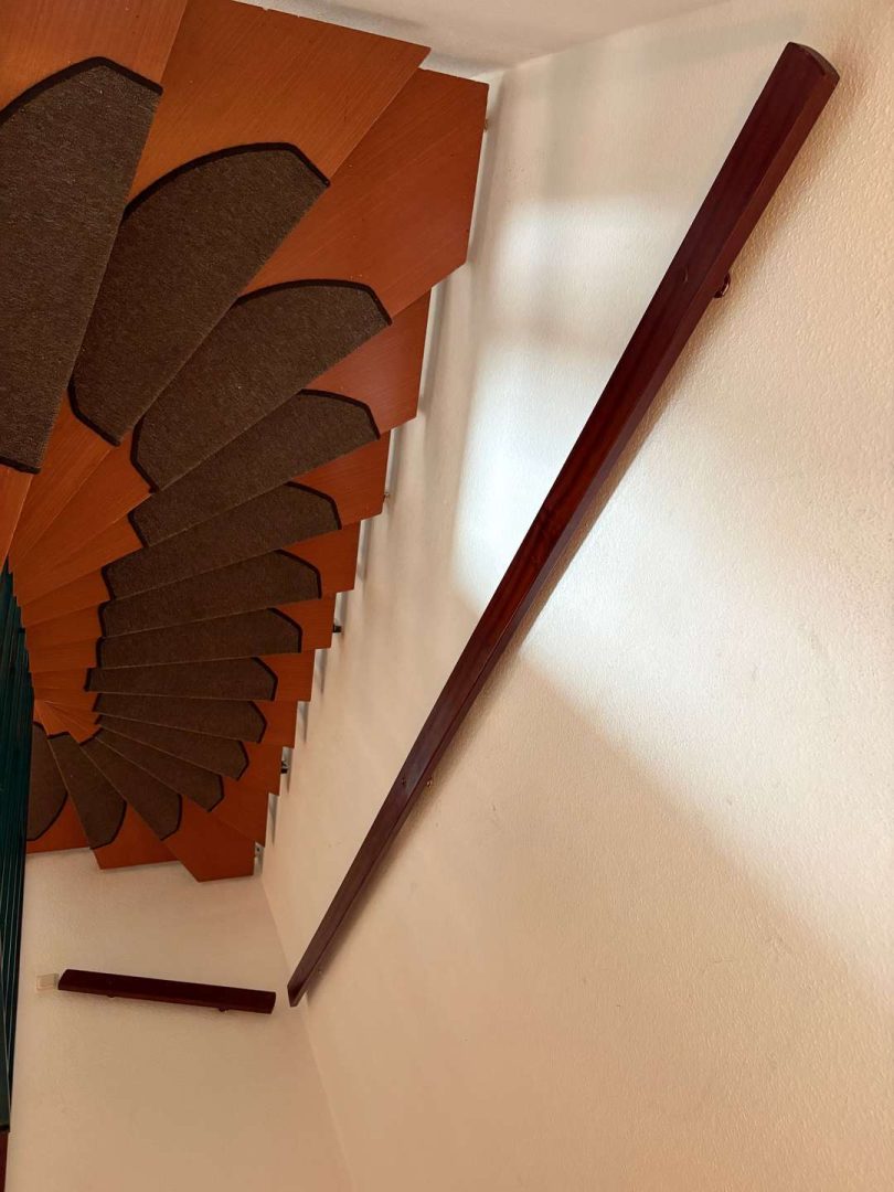 Treppe zum Dachgeschoss