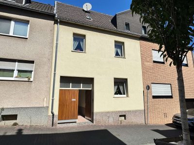 Gepflegte Doppelhaushälfte in ruhiger und dennoch zentraler Lage in Bornheim-Zentrum, 53332 Bornheim, Doppelhaushälfte