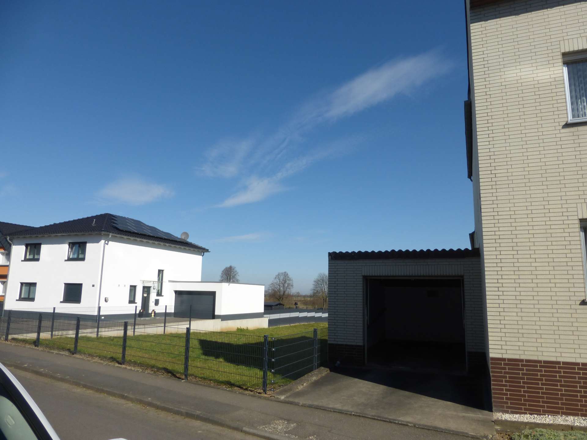 Straßenansicht 1