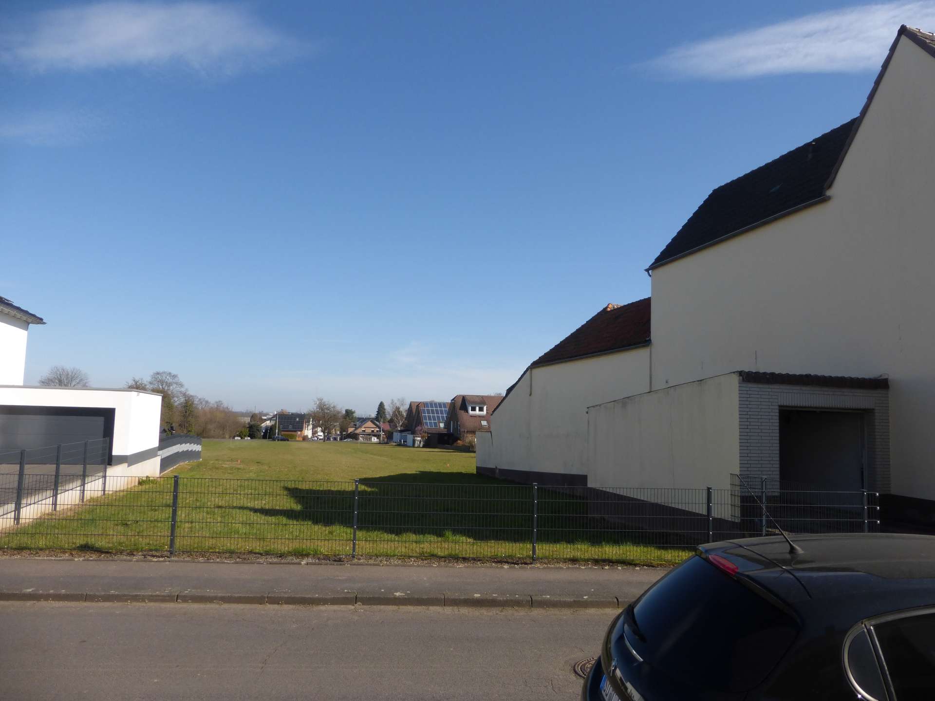 Straßenansicht 2
